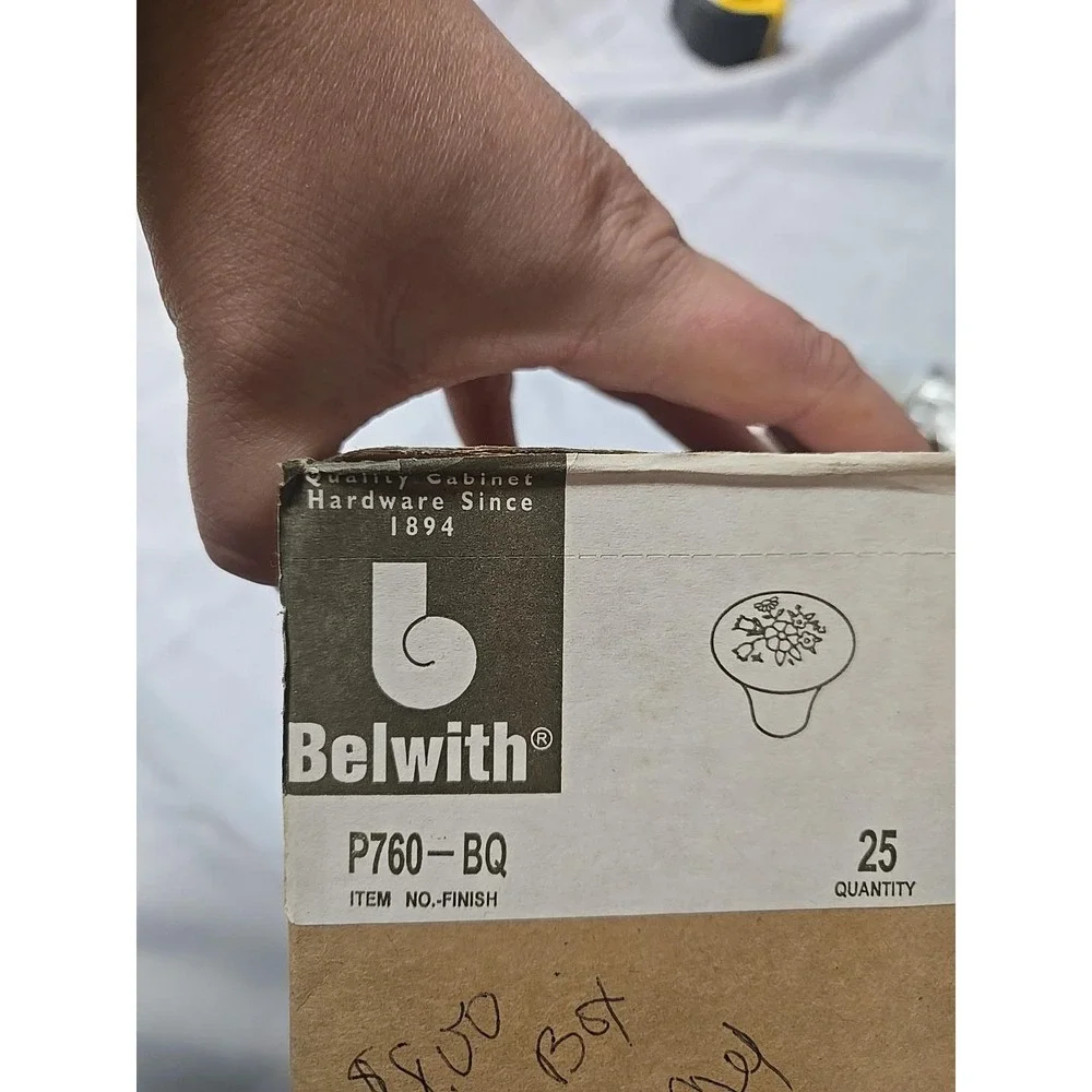 Box Of 25 Belwith P760-BQ Vtg Knob Pull Drawer Cabinet Floral Flower L Bouquet
